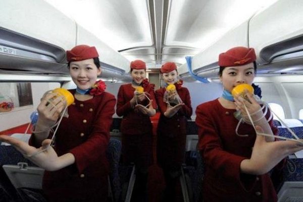 Como funciona a despressurização em um avião e quais os procedimentos de segurança? Como funciona a despressurização em um avião e quais os procedimentos de segurança?