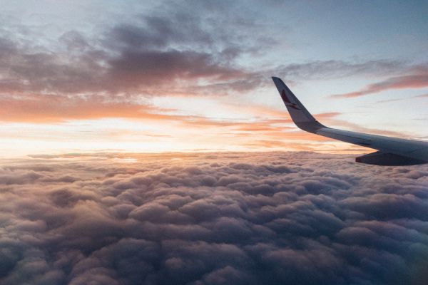 O impacto ambiental da aviação: Curiosidades sobre sustentabilidade!