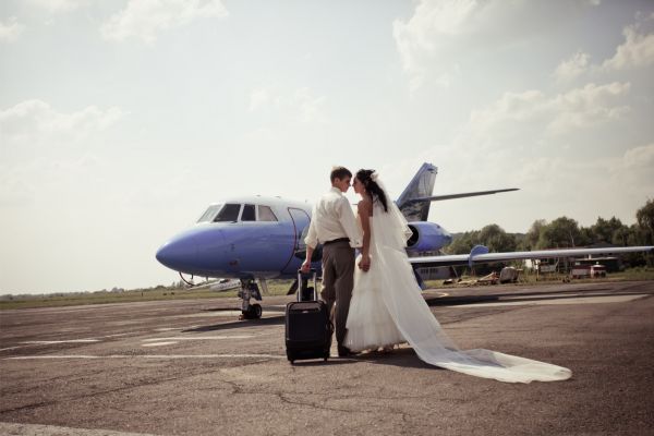 Os melhores destinos para viagens de lua de mel de avião! Os melhores destinos para viagens de lua de mel de avião!