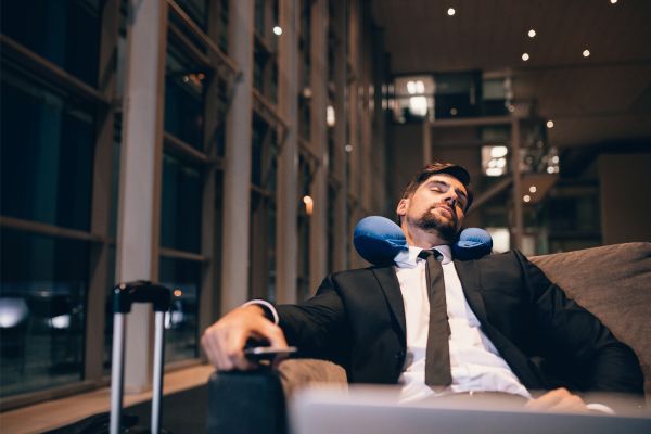 Voos atrasados: Como lidar com o estresse e a frustração? - Resolver problemas de Voo!